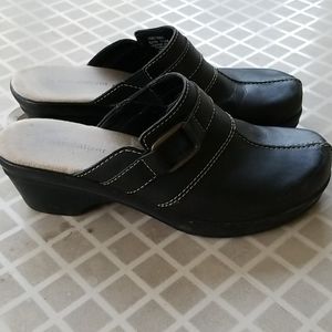 Naturalizer Mules
